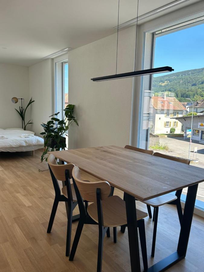 The R Apartment Passwang, Klima, Neu, Balkon, Parking Balsthal Exterior foto